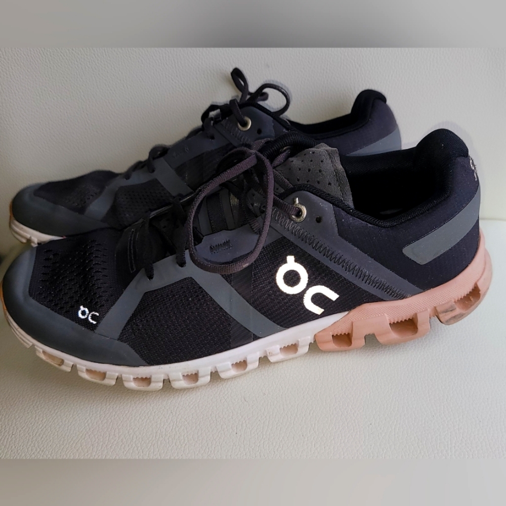 On Running Women's Black Running Shoes